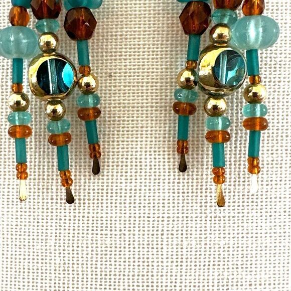 Blue beaded drop earrings - Picture 8 of 10